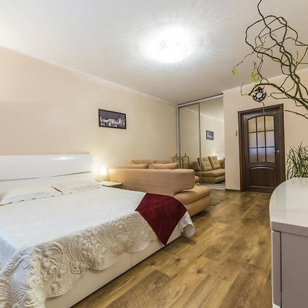 1 Поверх Ж К Паркові Озера Метро Дарниця Apartment Киев Екстериор снимка