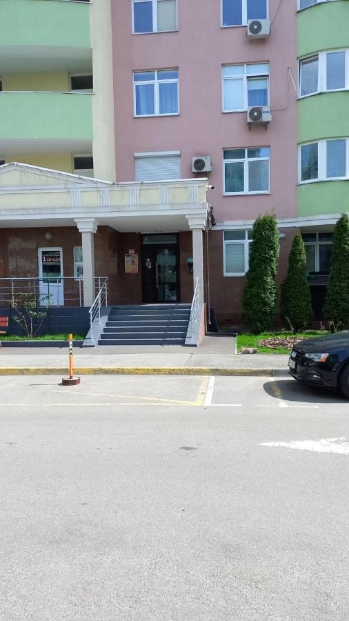 1 Поверх Ж К Паркові Озера Метро Дарниця Apartment Киев Екстериор снимка