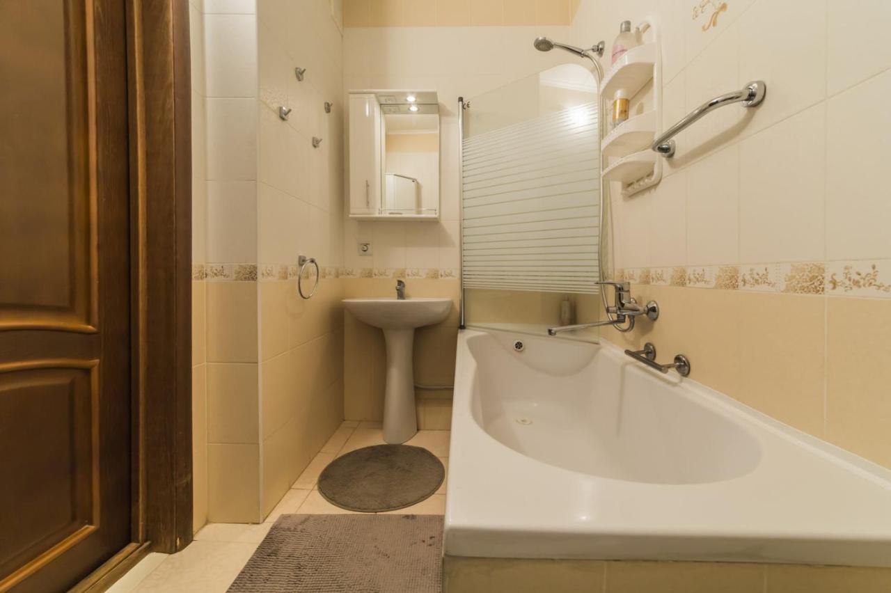 1 Поверх Ж К Паркові Озера Метро Дарниця Apartment Киев Екстериор снимка